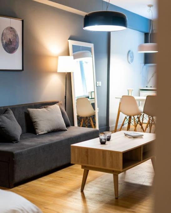 Central, Spacious Studio 5 Min Walk To Acropolis Athens Exterior photo